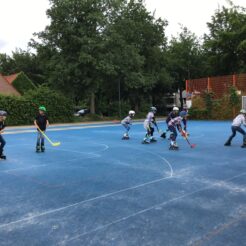 Hockey mit Inlinern